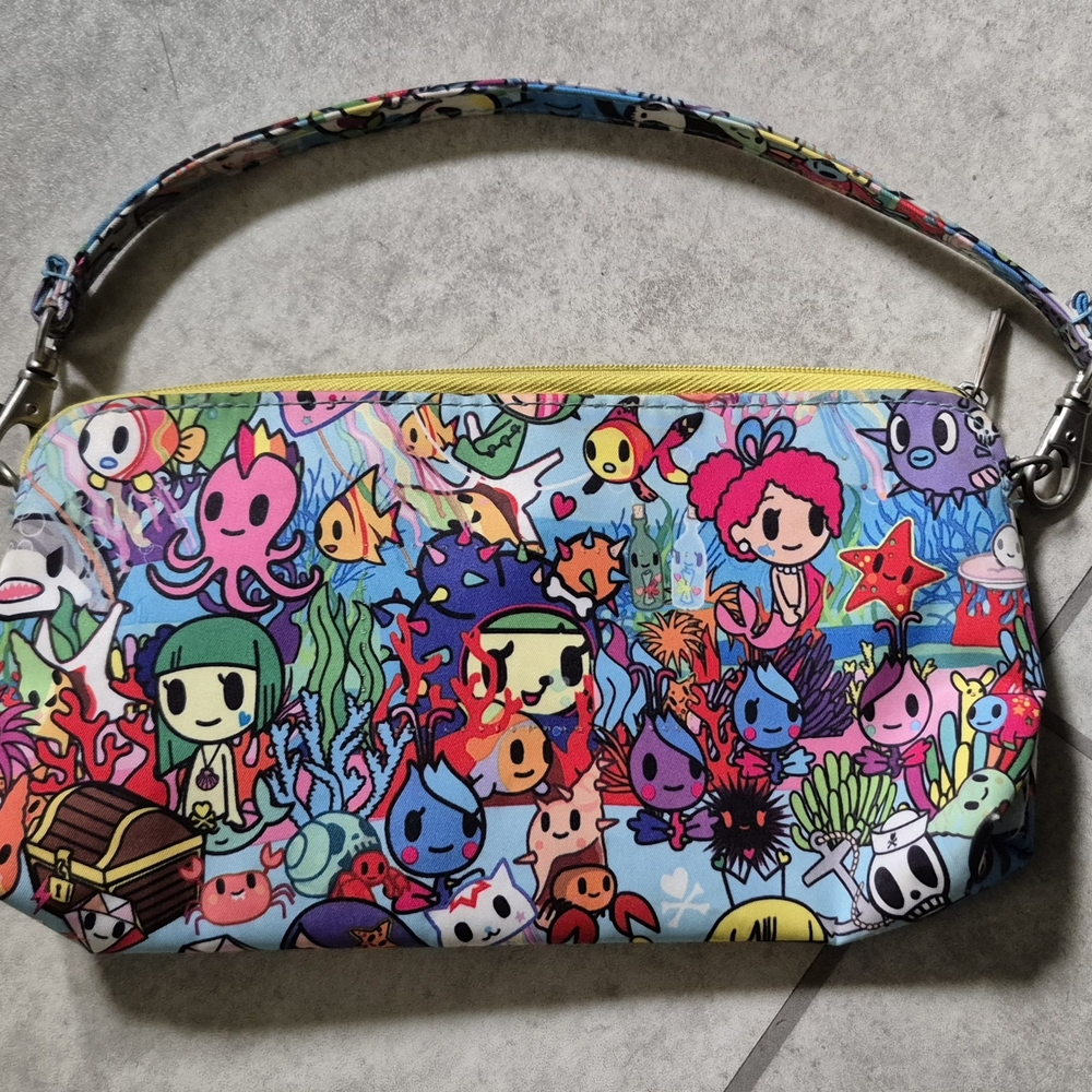 Custom Jujube Sea Amo Medium Pouch